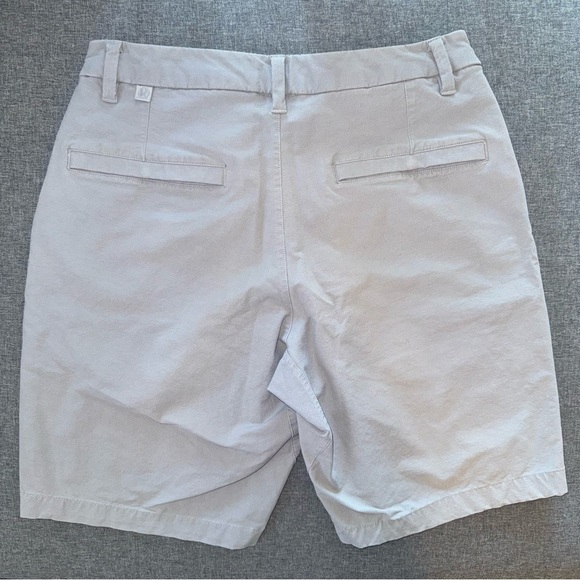 Lululemon Commission Classic-Fit Short 7" VersaTwill Gull Grey 28 - Picture 4 of 6